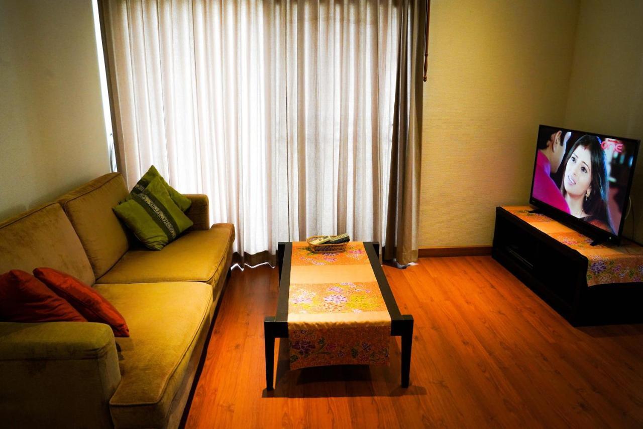 Siam Bright Suite Бангкок Экстерьер фото